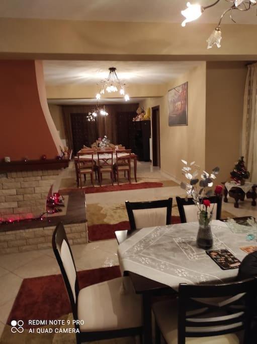 Όμορφο Διαμερισμα Με Δυο Κρεβατοκάμαρες Apartment Делфи Екстериор снимка